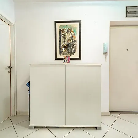 Adria شقة