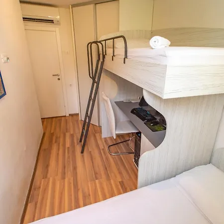 شقة Adria سبليت